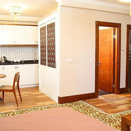 מלון Sisli Luxury K 3*