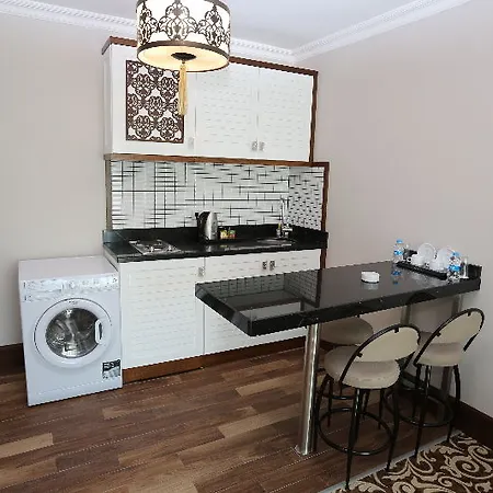 Sisli Luxury K מלון 3*